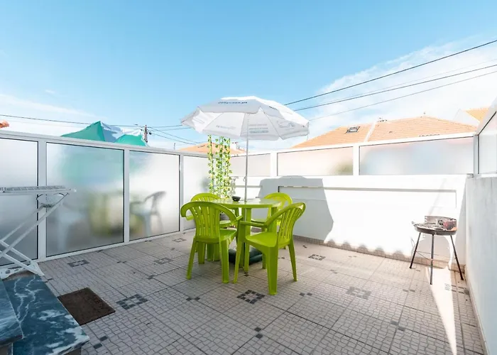 Vakantiehuis Casa Do Bairro By Cosycasa Peniche