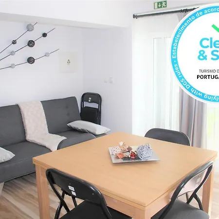 Casa Do Bairro By Cosycasa Hébergement de vacances Peniche